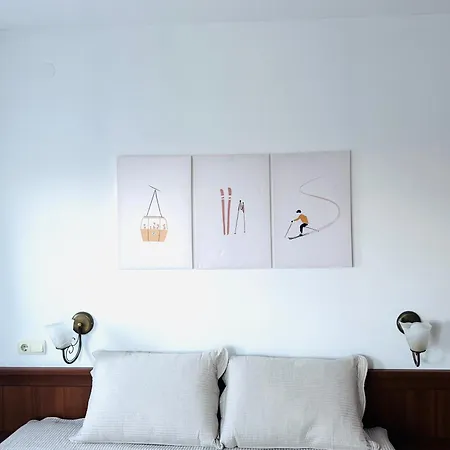 Apartament 3 To Door