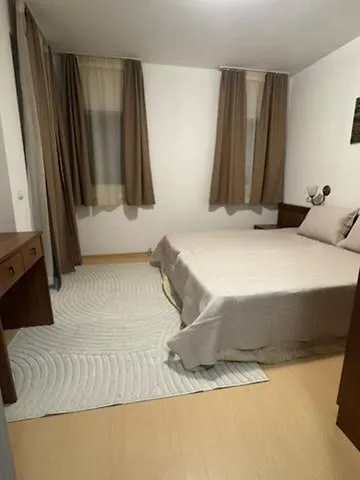 3 To Door Lejlighed Bansko