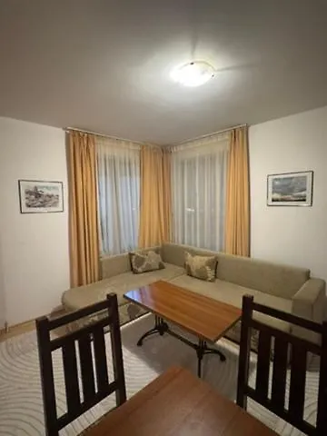 3 To Door Appartamento *